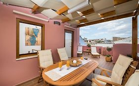 Evlimeni Suites